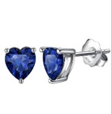 dark blue heart D109