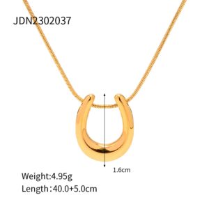 PP13 Horseshoe necklace