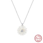 SS269 Daisy flower necklace